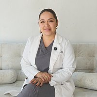 Dra. Karen Nava Rivera