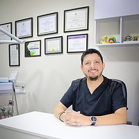 Dr. Cesar Eduardo Duarte García