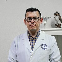Dr. Armando De La Peña Sifuentes